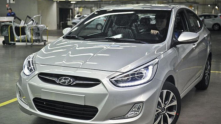 Hyundai Solaris согреет руки водителю и мигнет три раза окружающим Hyundai Solaris согреет руки водителю и мигнет три раза окружающим