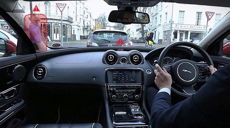 В Jaguar научились делать стойки кузова прозрачными изнутри В Jaguar научились делать стойки кузова прозрачными изнутри