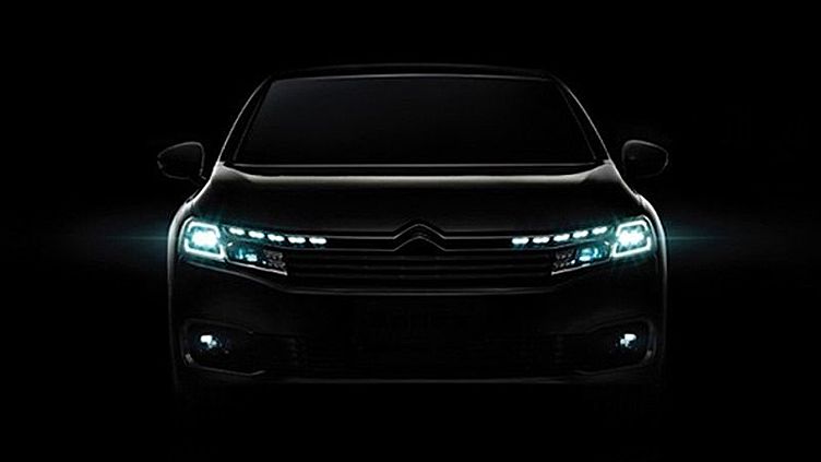 Citroen показал первые фотографии возрожденного седана C6