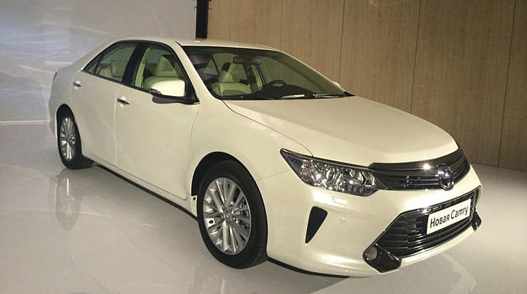 Обновленная Toyota Camry получила новый 2-литровый двигатель Обновленная Toyota Camry получила новый 2-литровый двигатель