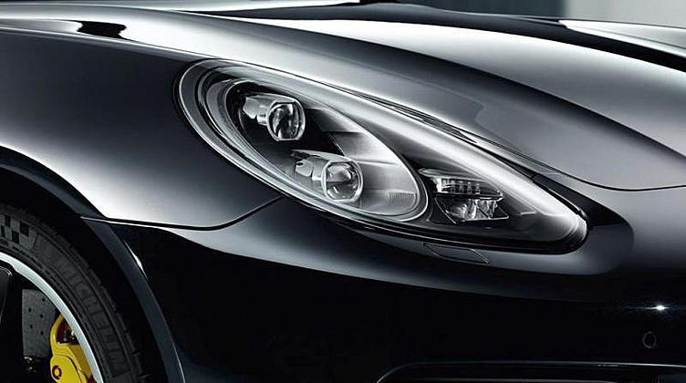 Новая Porsche Panamera появится через два года Новая Porsche Panamera появится через два года