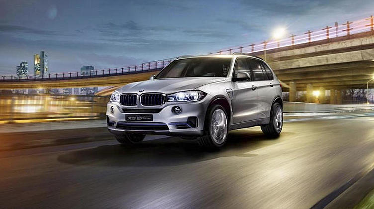 BMW покажет в Нью-Йорке предсерийный гибрид X5 BMW покажет в Нью-Йорке предсерийный гибрид X5
