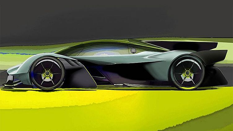 Aston Martin Valkyrie для трека