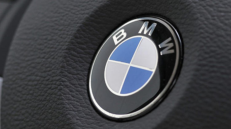 BMW проводит массовый отзыв из-за подушек безопасности
