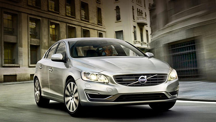 В Россию привезли доступную полноприводную версию Volvo S60 В Россию привезли доступную полноприводную версию Volvo S60