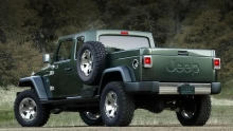 Пикап марки Jeep попадёт на конвейер через три года Пикап марки Jeep попадёт на конвейер через три года