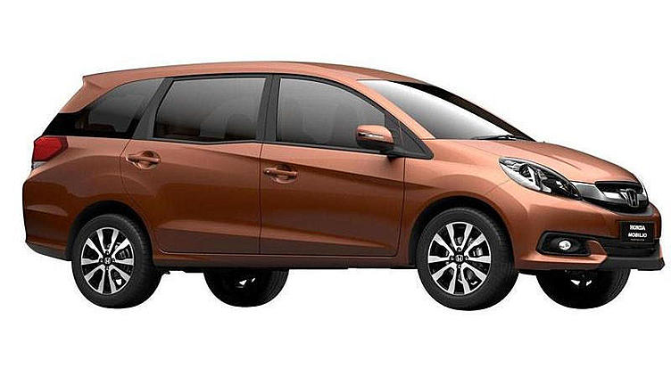 Honda сцепилась с Nissan на экзотическом азиатском рынке Honda сцепилась с Nissan на экзотическом азиатском рынке