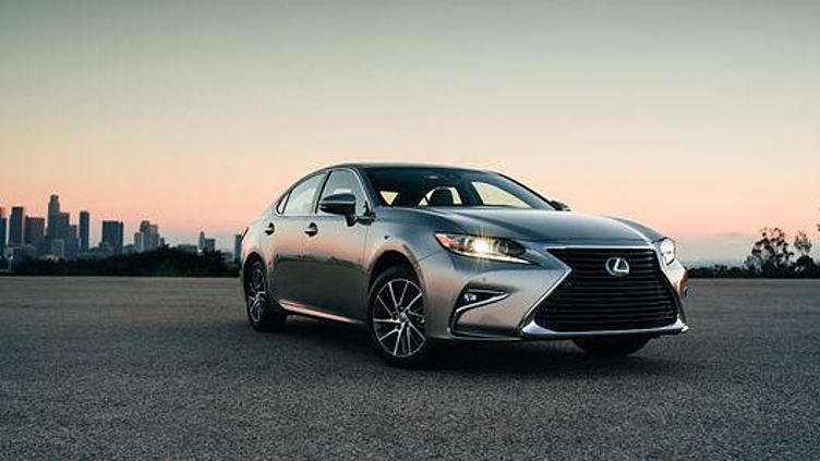 Lexus в России начал прием заказов на обновленный ES Lexus в России начал прием заказов на обновленный ES