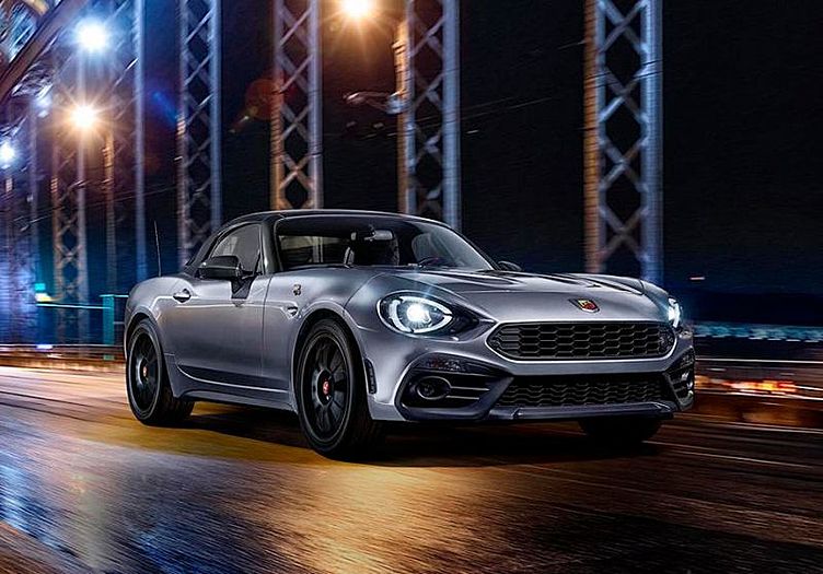 Fiat Spider Abarth получил карбоновый верх Fiat Spider Abarth получил карбоновый верх