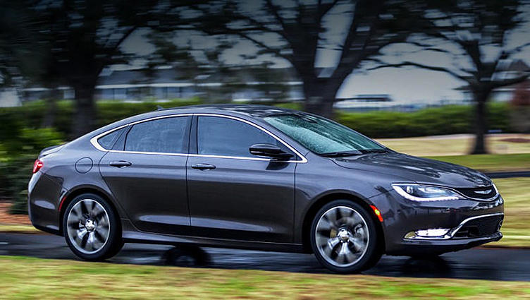 Chrysler 200 отправят на сервис из-за проблем с коробкой передач Chrysler 200 отправят на сервис из-за проблем с коробкой передач