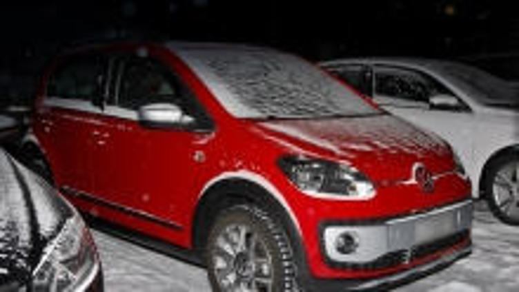 Шпионеры засняли вседорожную версию хэтча Volkswagen up! Шпионеры засняли вседорожную версию хэтча Volkswagen up!