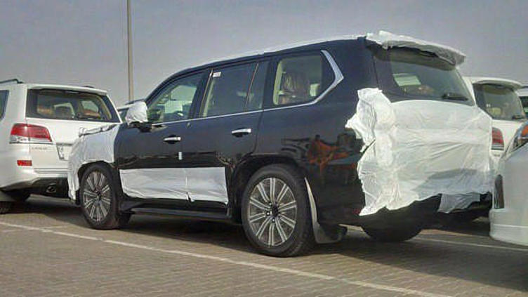 Рестайлинг Lexus LX570 окажется глубже, чем предполагалось Рестайлинг Lexus LX570 окажется глубже, чем предполагалось