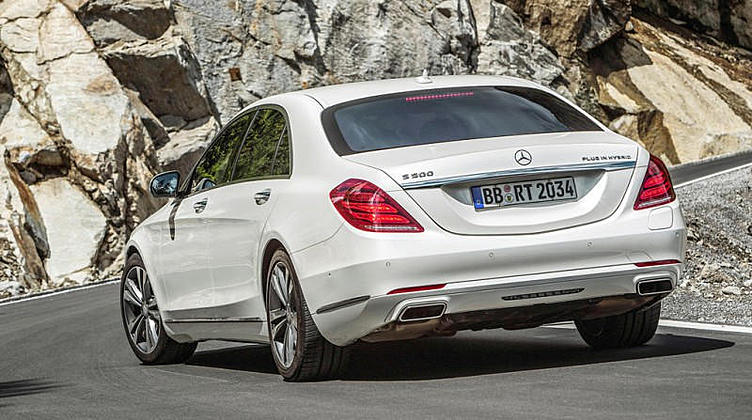 Mercedes-Benz выпустит 10 новых Mercedes-Benz выпустит 10 новых