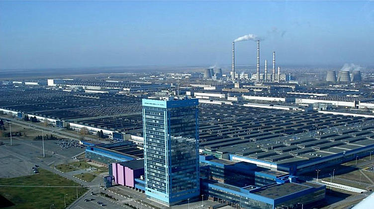 АВТОВАЗ не планирует сокращений персонала в 2015 году