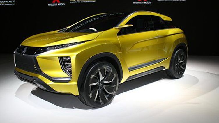 Mitsubishi собирается выпускать по новому кроссоверу ежегодно Mitsubishi собирается выпускать по новому кроссоверу ежегодно