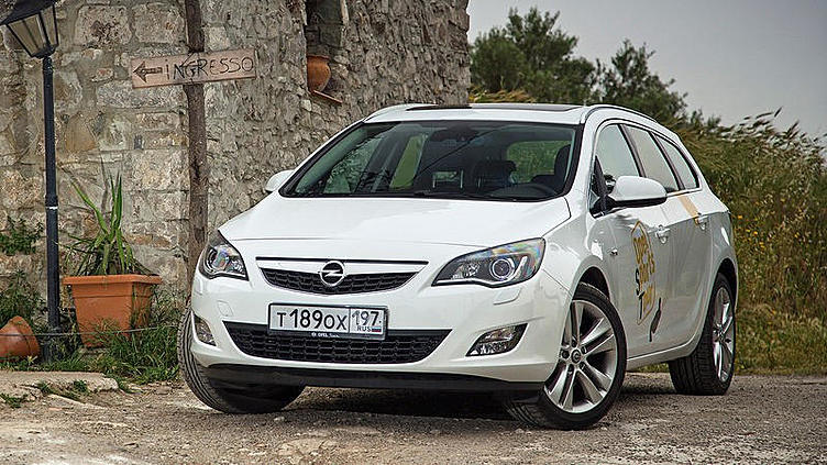 Колесим по Сицилии на универсалах Opel Astra и Opel Insignia