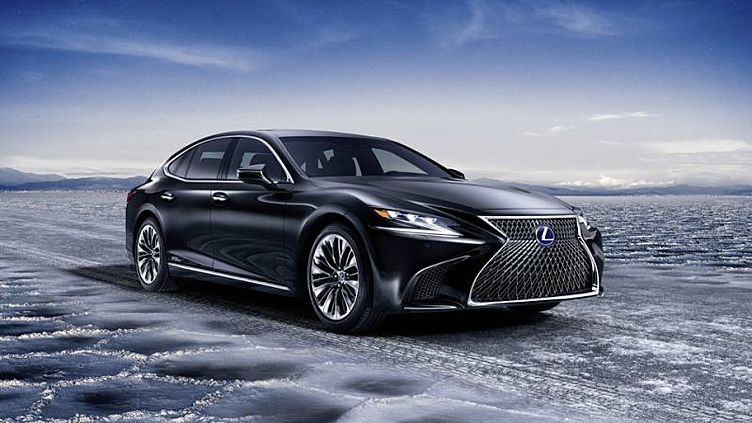 Флагманский гибрид Lexus получил четырехступенчатый «автомат» Флагманский гибрид Lexus получил четырехступенчатый «автомат»