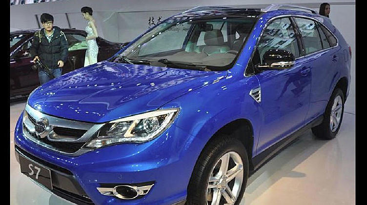 Компания BYD готовит новый кроссовер S7 Компания BYD готовит новый кроссовер S7