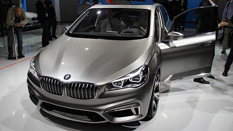 Электрическое купе BMW i3 получило шанс на конвейер