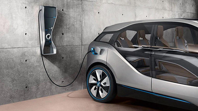 BMW вкладывает деньги в развитие сети зарядных станций для электрокаров в Англии BMW вкладывает деньги в развитие сети зарядных станций для электрокаров в Англии