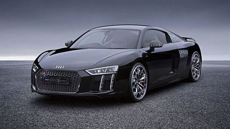 Audi выпустила уникальную R8 в честь видеоигры Final Fantasy Audi выпустила уникальную R8 в честь видеоигры Final Fantasy
