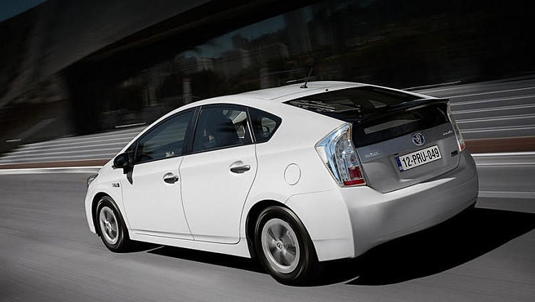 Toyota нашла способ сделать гибриды ещё экономичнее Toyota нашла способ сделать гибриды ещё экономичнее