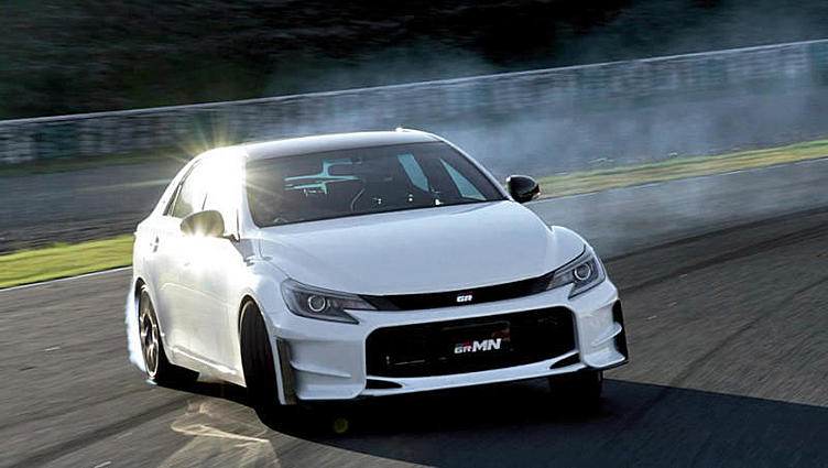 Команда Gazoo Racing подготовила седан Toyota Mark X GRMN