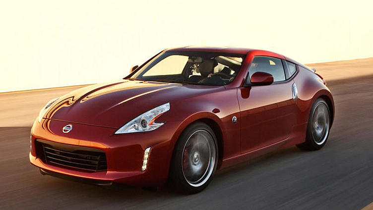 Спорткупе Nissan 370Z получит целую гамму моторов