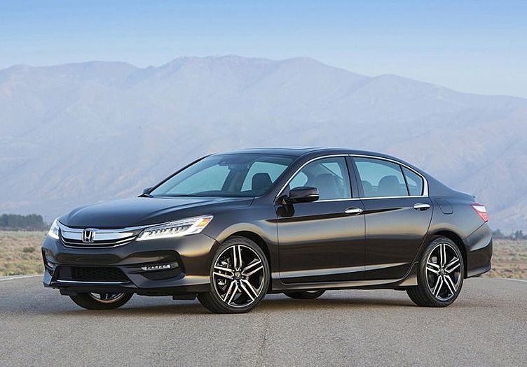 Honda задумалась о возвращении Accord и Civic в Россию Honda задумалась о возвращении Accord и Civic в Россию