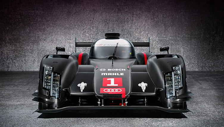 Прототип Audi R18 e-tron quattro подогнали под новый регламент Прототип Audi R18 e-tron quattro подогнали под новый регламент