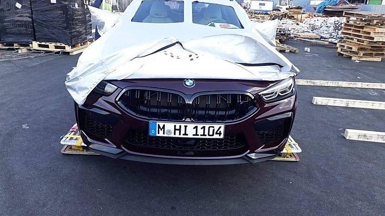 BMW M8: новые фотографии BMW M8: новые фотографии