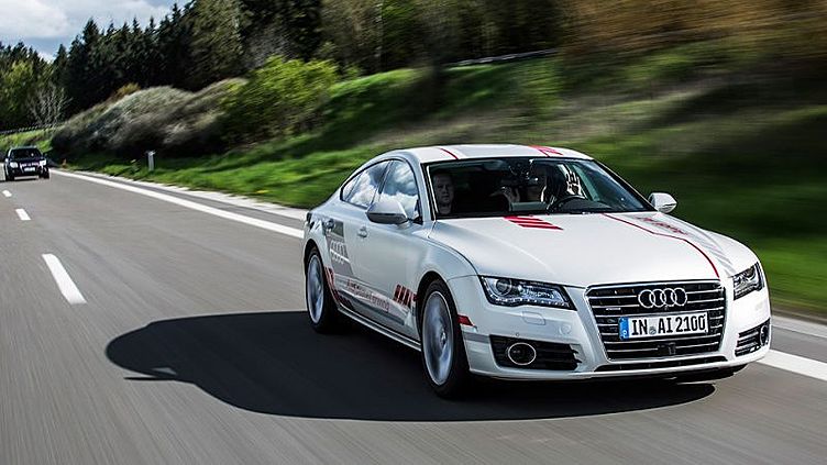 Audi сделала автопилот человечнее Audi сделала автопилот человечнее