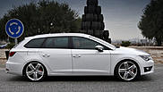 Фотографы подглядели за тестами «зажигалки» Seat Leon ST Cupra