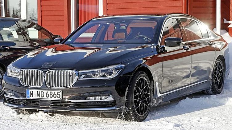 Шпионы сфотографировали прототип BMW M7