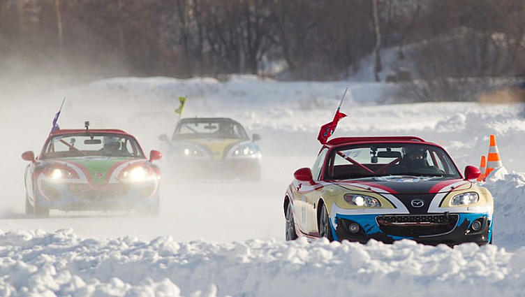 Вгрызаемся в лёд на гонке Mazda Ice Race