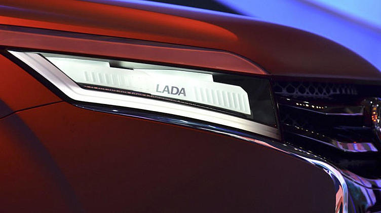 Новые кроссоверы Lada будут строить на платформах Renault