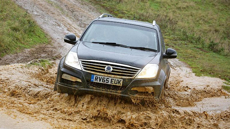 SsangYong Rexton получил новый дизель и «автомат»