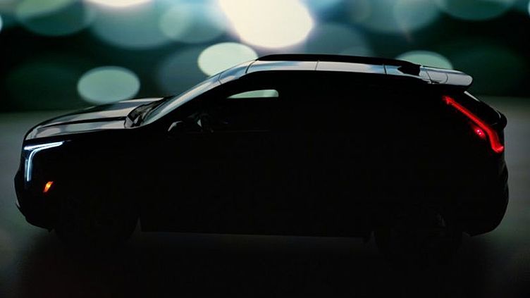 Cadillac опубликовал тизер маленького кроссовера Cadillac опубликовал тизер маленького кроссовера