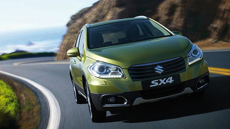 Suzuki S-Cross появится в России в декабре Suzuki S-Cross появится в России в декабре
