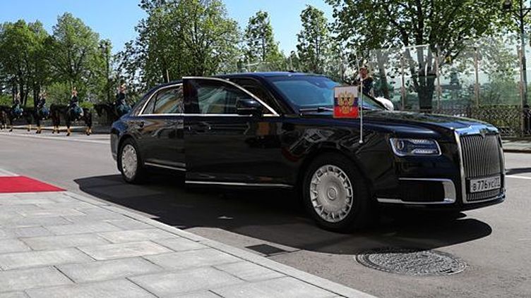 Стали известны названия и цена элитных автомобилей Стали известны названия и цена элитных автомобилей