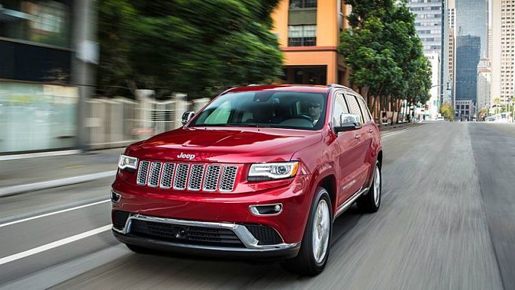 Родители погибшего актера Антона Ельчина подали в суд на Fiat Chrysler Родители погибшего актера Антона Ельчина подали в суд на Fiat Chrysler