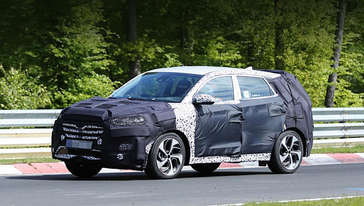 Паркетник и хэтчбек Hyundai вышли на кольцо Паркетник и хэтчбек Hyundai вышли на кольцо