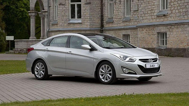 Седан Hyundai i40 обзавелся новым мотором