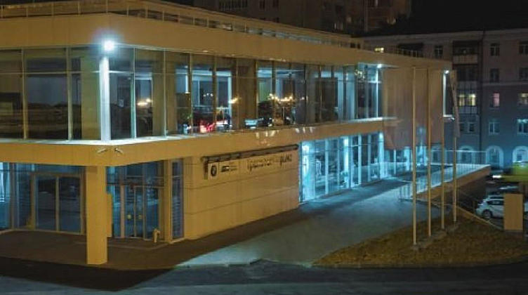 BMW открыл новый дилерский центр в Казани BMW открыл новый дилерский центр в Казани