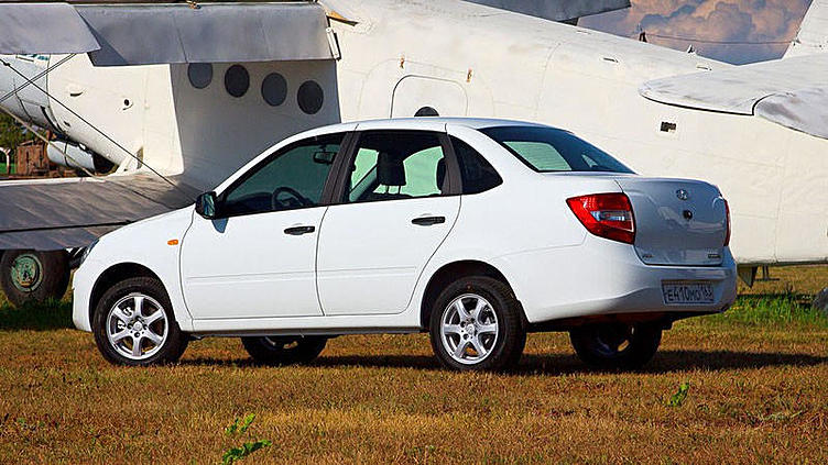 Lada Granta получила боковые подушки безопасности и систему ESC