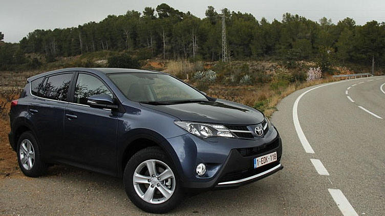 Дизельная Toyota RAV4 подешевела на 117 тысяч