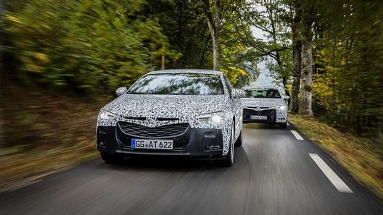 Opel готовится к премьере новой Insignia Opel готовится к премьере новой Insignia