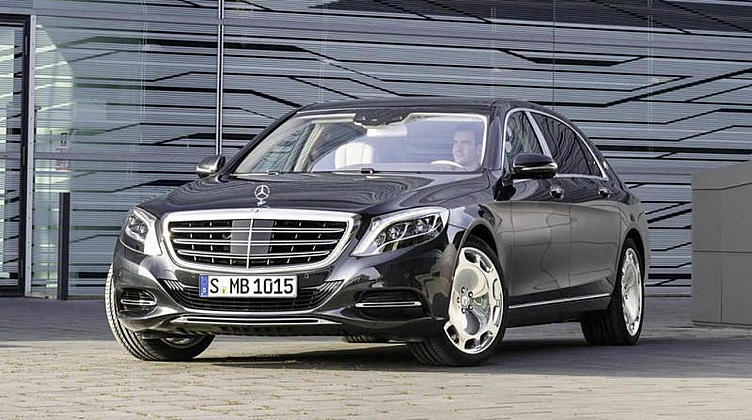 Самый длинный и роскошный седан Mercedes-Benz вышел в свет Самый длинный и роскошный седан Mercedes-Benz вышел в свет