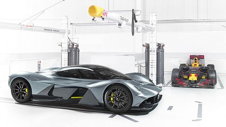 Представлен совместный гиперкар Aston Martin и Red Bull Представлен совместный гиперкар Aston Martin и Red Bull