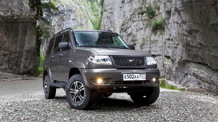 Локо-Банк выдал в Москве первый льготный автокредит на UAZ Patriot Локо-Банк выдал в Москве первый льготный автокредит на UAZ Patriot